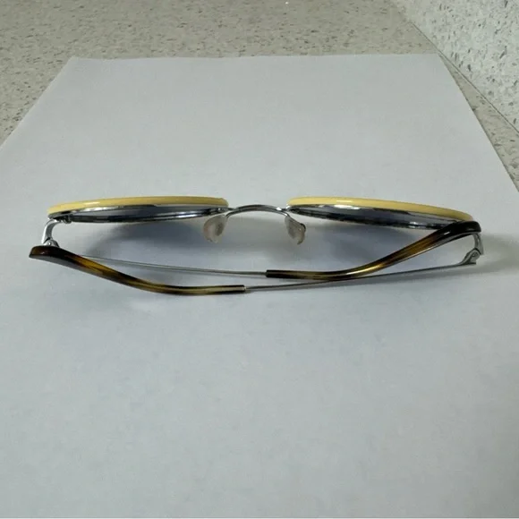 Vogue Blue Round sunglasses With Case